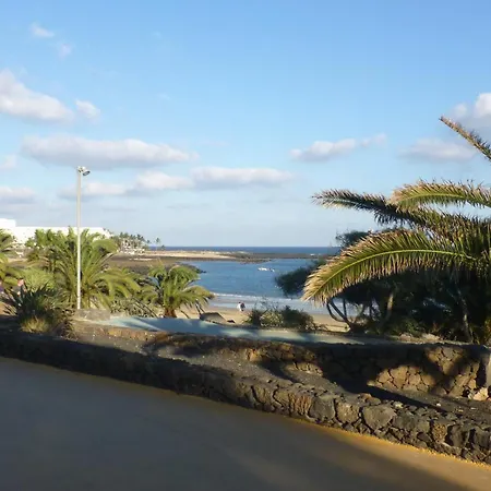 Lanzarote Beachfront On Cucharas With A Sea View كوستا تاغيسي