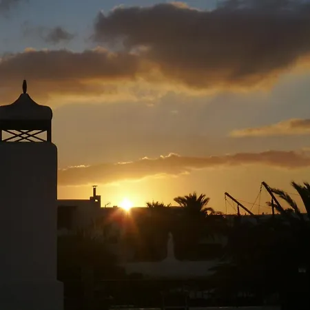 شقة Lanzarote Beachfront On Cucharas With A Sea View *