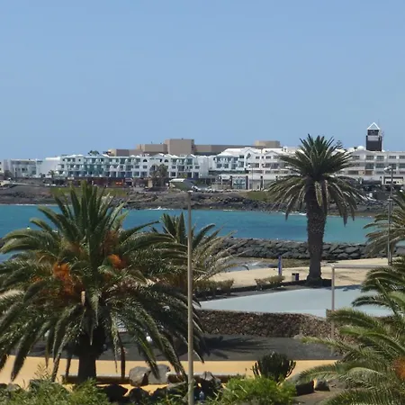 Lanzarote Beachfront On Cucharas With A Sea View شقة