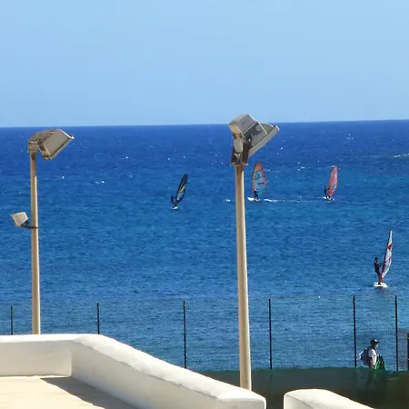 شقة Lanzarote Beachfront On Cucharas With A Sea View كوستا تاغيسي